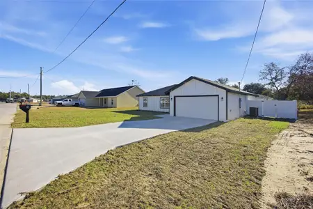 New construction Single-Family house 8 Pine Trce, Ocala, FL 34472 - image