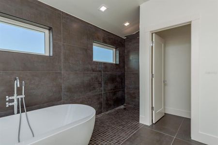 New construction Single-Family house 3752 Arkansas Ave Ne, St. Petersburg, FL 33703 null- photo 21 21