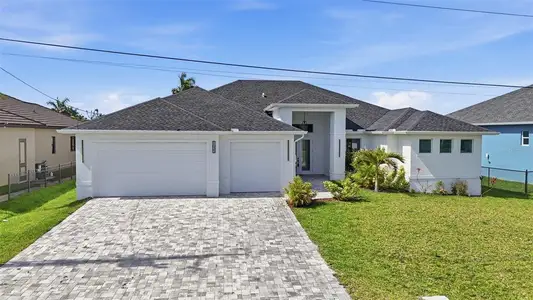 New construction Single-Family house 1625 Sw 44Th Ter, Cape Coral, FL 33914 - image