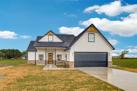 New construction Single-Family house 104 Pitchfork Ranch Rd, Trinidad, TX 75163 - image