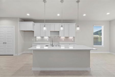 Sunterra Lakes by Long Lake Ltd. in Brookshire - image 12