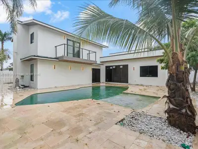 New construction Single-Family house 259 Lombardy Ave, Fort Lauderdale, FL 33308 - image
