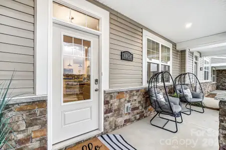 New construction Townhouse house 3808 Cheyney Park Dr, Charlotte, NC 28269 - image