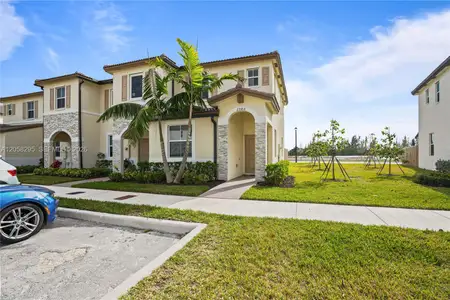 New construction Single-Family house 2586 Se 29, Unit ., Homestead, FL 33034 - image