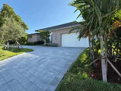 New construction Single-Family house Hollywood, FL 33019 - image