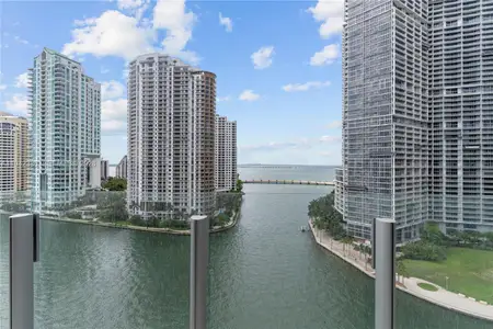 New construction Condo house 300 S Biscayne Blvd Wy, Unit 403, Miami, FL 33131 - image