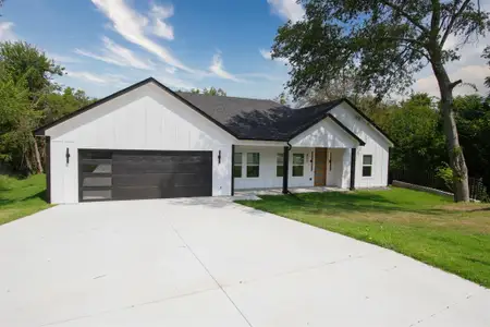 New construction Single-Family house 842 White Oak Dr, Woodway, TX 76712 - image