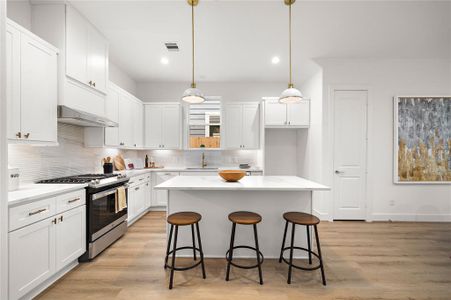New construction Single-Family house 5238 Larkin St, Houston, TX 77007 null- photo 6 6
