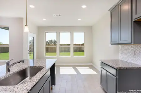 New construction Single-Family house 6303 Mifflin Wy, San Antonio, TX 78253 null- photo 6 6