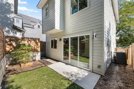 New construction Single-Family house 3010 Webberville Rd, Unit 1, Austin, TX 78702 - image