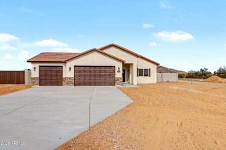 New construction Single-Family house 9786 W Appaloosa Trl, Casa Grande, AZ 85194 - image