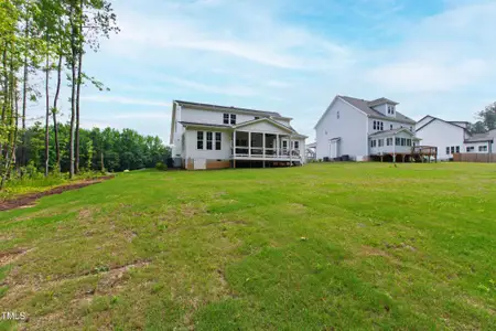 New construction Single-Family house 617 Darian Woods Dr, Holly Springs, NC 27540 - image