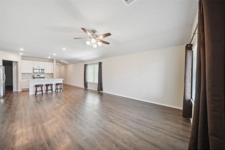New construction Single-Family house 21823 Willow River Canyon Ln, Waller, TX 77484 - image 14