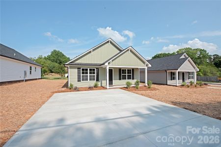 New construction Single-Family house 127 S Beaver St, Landis, NC 28088 - image
