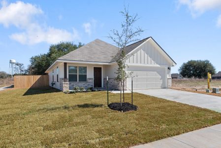 New construction Single-Family house 1236 High St, Navasota, TX 77868 - image