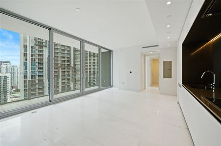 New construction Condo/Apt house 300 Biscayne Blvd Way, Unit 2908, Miami, FL 33131 Residence 08- photo 0