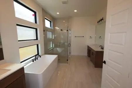 New construction Single-Family house 19914 Winding Angelica Wy, Cypress, TX 77433 plan Carignan - image 5