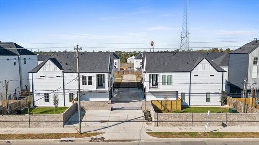 New construction Single-Family house 3105 Jensen Dr, Unit C, Houston, TX 77026 - image