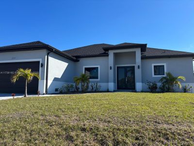 New construction Single-Family house 2717 Nw 42Nd Ave, Cape Coral, FL 33993 - image