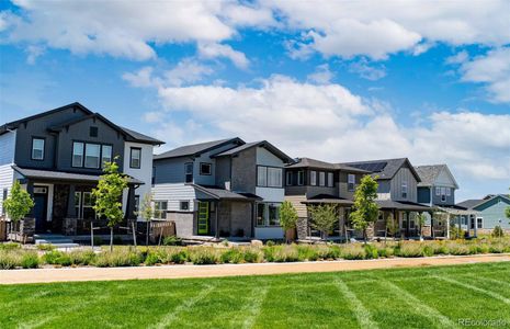 New construction Single-Family house 6227 N Nepal St, Aurora, CO 80019 plan Perry - image