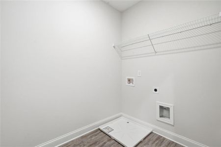 New construction Townhouse house 947 Willingham Dr, Unit 2, Hapeville, GA 30354 - image 19