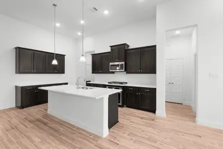 New construction Single-Family house 8340 Magnolia Ct, Greenville, TX 75402 plan Langford VII - image 7