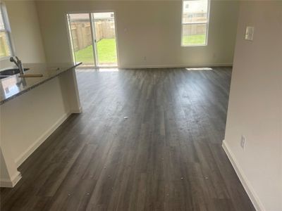New construction Single-Family house 3214 Tanzanite Chase Dr, Angleton, TX 77515 plan Splendor - image 13