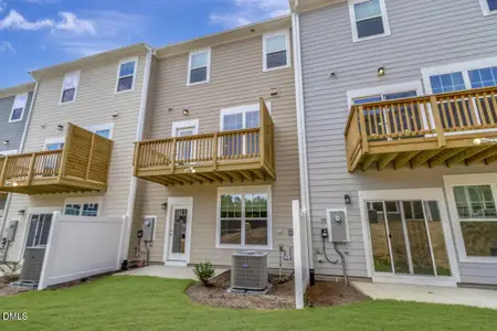 New construction Townhouse house 2712 Hunter Woods Dr, Unit #633, Apex, NC 27502 - image