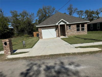 New construction Single-Family house 1118 Jones Street, Greenville, TX 75401 - photo 0