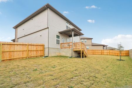 New construction Single-Family house 212 Prominence Way, Cibolo, TX 78108 The McCoy (860)- photo 44 44