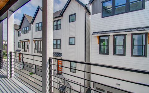 New construction Single-Family house 7016 Staffordshire Blvd, Unit C, Houston, TX 77030 - image