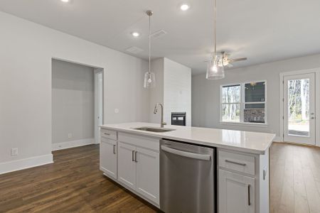 New construction Single-Family house 1712 Crimson Feather Dr, Jefferson, GA 30549 plan Danbury - image 13