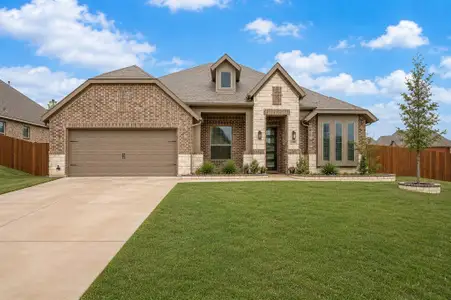 New construction Single-Family house 3200 Signal Hill Dr, Burleson, TX 76028 plan Concept 2533 - image