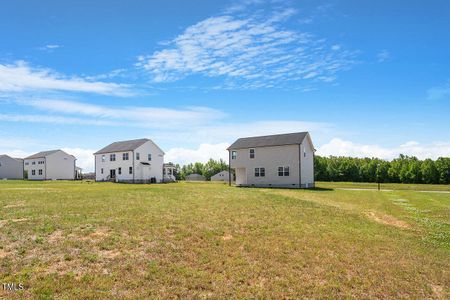 New construction Single-Family house 32 W St. Andrews Dr, Zebulon, NC 27597 The Lily- photo 34 34