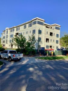 New construction Condo/Apt house 1174 Queens Road, Charlotte, NC 28207 - photo 0