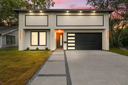 New construction Single-Family house 2626 Southlan St, Dallas, TX 75215 - image