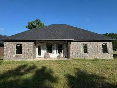 New construction Single-Family house 1003 S Anderson St, Angleton, TX 77515 - image