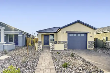 New construction Single-Family house 17502 N Del Mar Ave, Maricopa, AZ 85138 plan Iris Plan 2556 - image