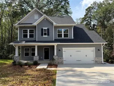 New construction Single-Family house 824 Westminster Dr, Statesville, NC 28677 - image
