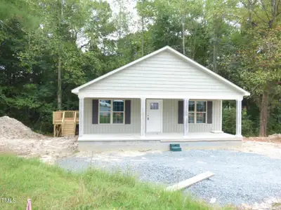 New construction Single-Family house 125 Evans St, Four Oaks, NC 27524 - image