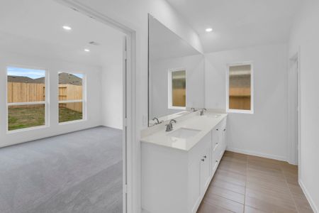 Windrose Green: Bristol Collection by Lennar in Angleton - image 16