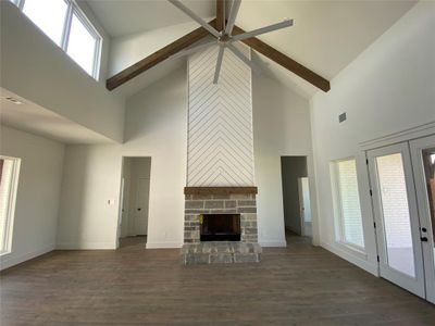 New construction Single-Family house 749 Burr Oak Ln, Weatherford, TX 76085 null- photo 4 4