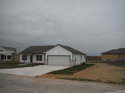 New construction Single-Family house 202 Colonial Lane, La Vernia, TX 78121 - photo 5 5