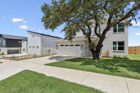 New construction Single-Family house 7632 Trailridge Drive, Fort Worth, TX 76179 - photo 1 1