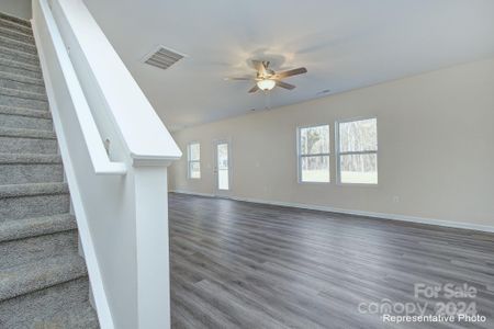 New construction Single-Family house 245 Robinson Clemmer Road, Dallas, NC 28034 - photo 3 3