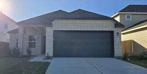 New construction Single-Family house 15623 Tranquil Pines St, Conroe, TX 77302 plan The Messina - image