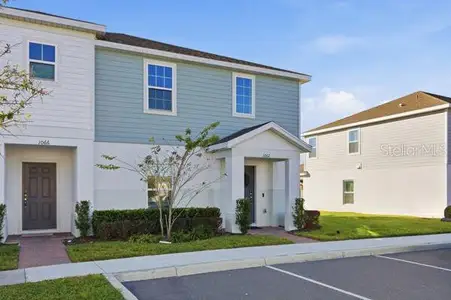 New construction Townhouse house 1062 Sand Torch Cir, Davenport, FL 33837 - image