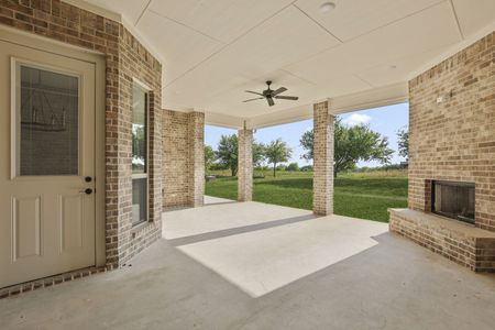 New construction Single-Family house 131 Spring Valley Rd, Paradise, TX 76073 plan The Hunter - image 3