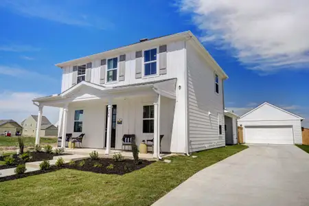 New construction Single-Family house 200 Streamwood Trl, Taylor, TX 76574 plan Washington - Single Family Homes - image