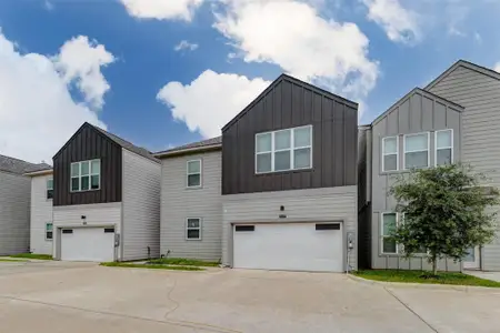 New construction Single-Family house 5705 Elysium St, Houston, TX 77091 - image